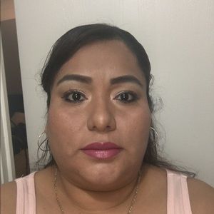 Meet your Posher, Ernestina